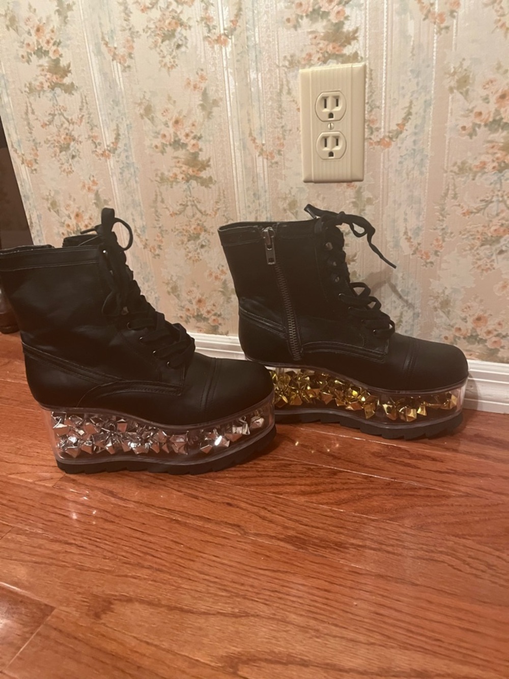 YRU Black Cloud Lace Up Platform Boots (YOU CAN PUT ANYTHING INSIDE)